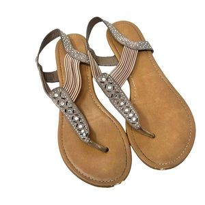 MADDEN GIRL Nude Tan Rhinestone Embellished Thong Sandals size 9